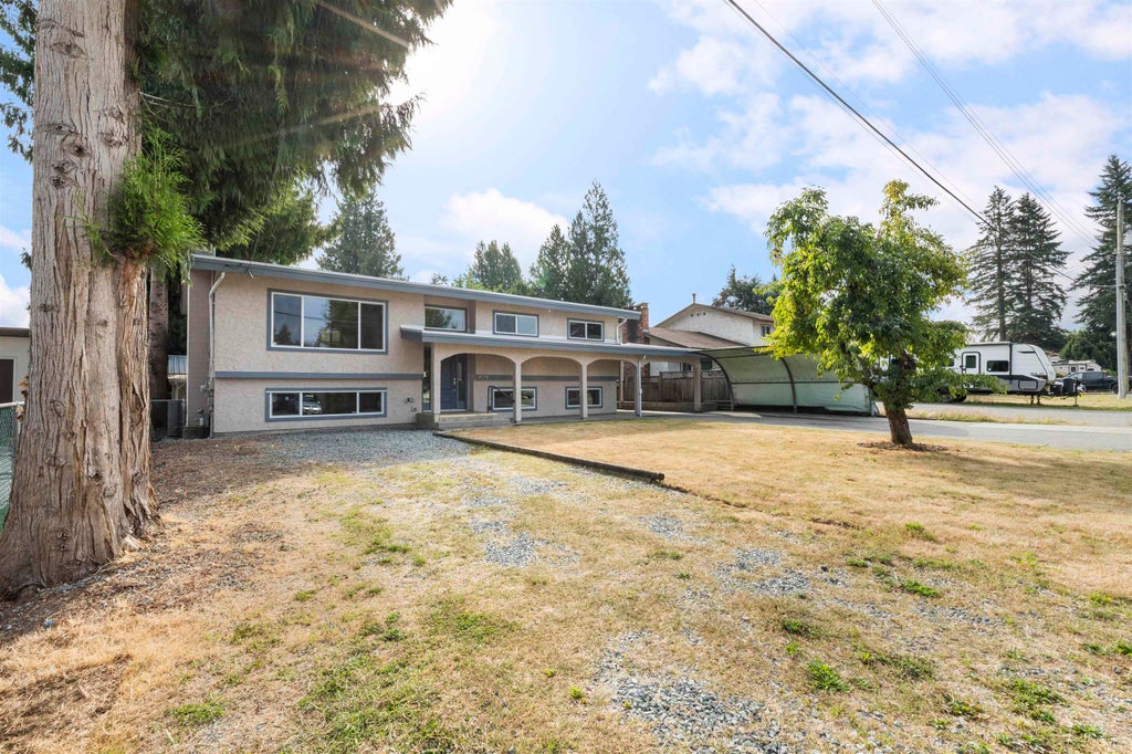 Photo of 2170 Wildwood Street, Abbotsford, BC V2S 2Y8 (MLS # R3161322)