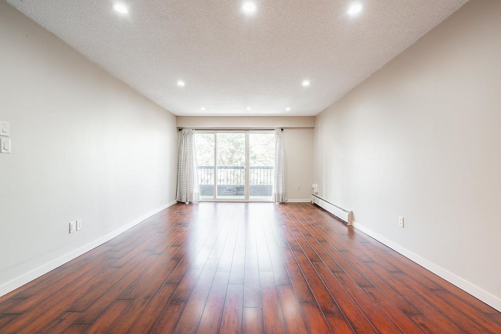 Photo of 13530 Hilton Road #212, Surrey, BC V3R 5J4 (MLS # R3066391)