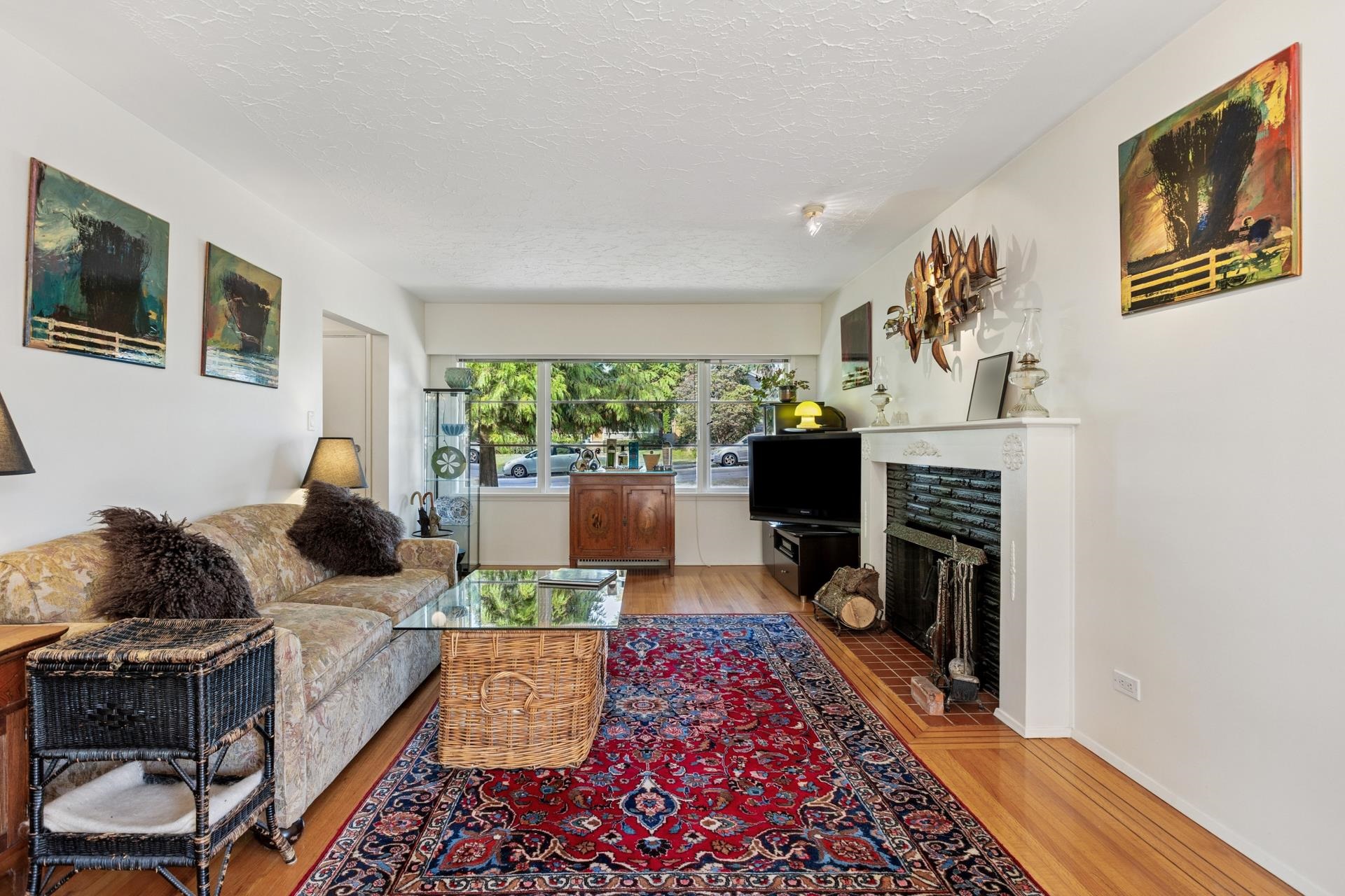 415 W 26th Street