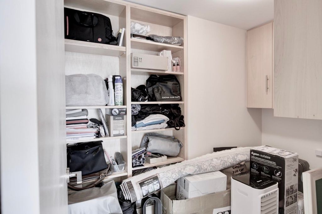 listing image 1108041568369593378