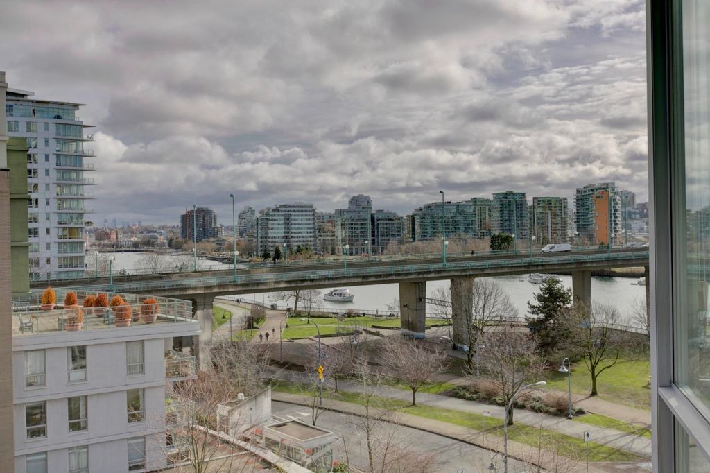 listing image 1104121069253530732