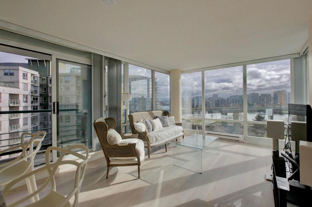 listing image 1108574186107480604