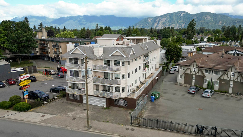 Photo of 46351 Yale Road #206, Chilliwack, BC V2P 2P8 (MLS # R3132665)
