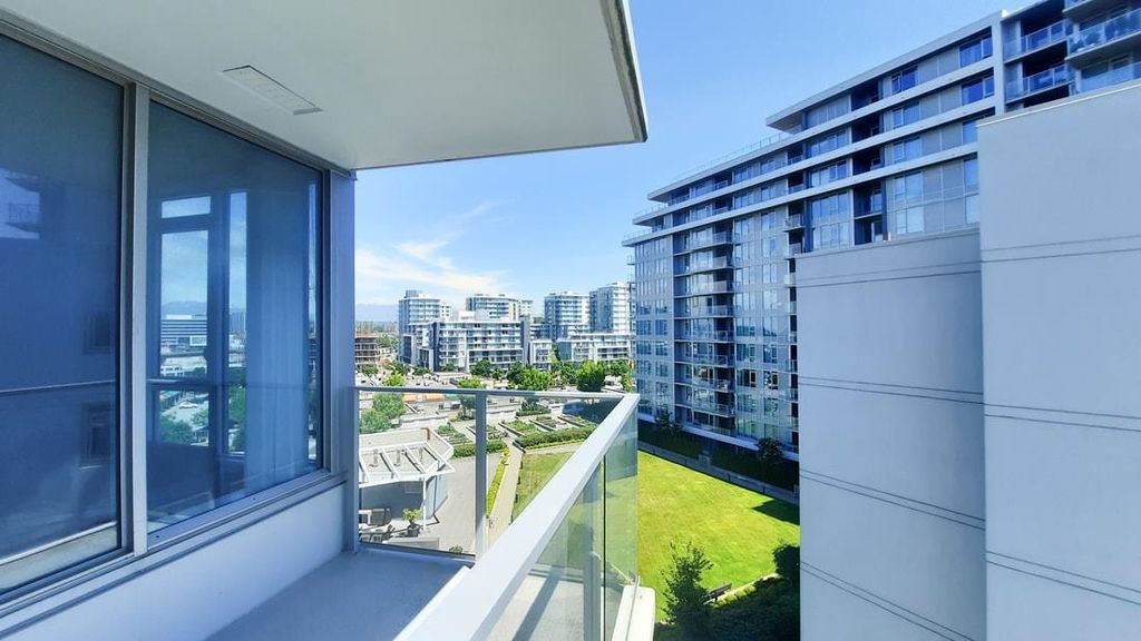listing image 1102524517814311600