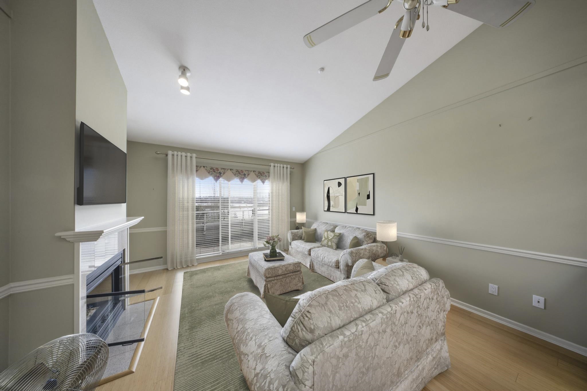 323 Governors Court 20