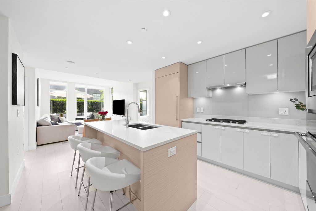 listing image 1100636975722030410