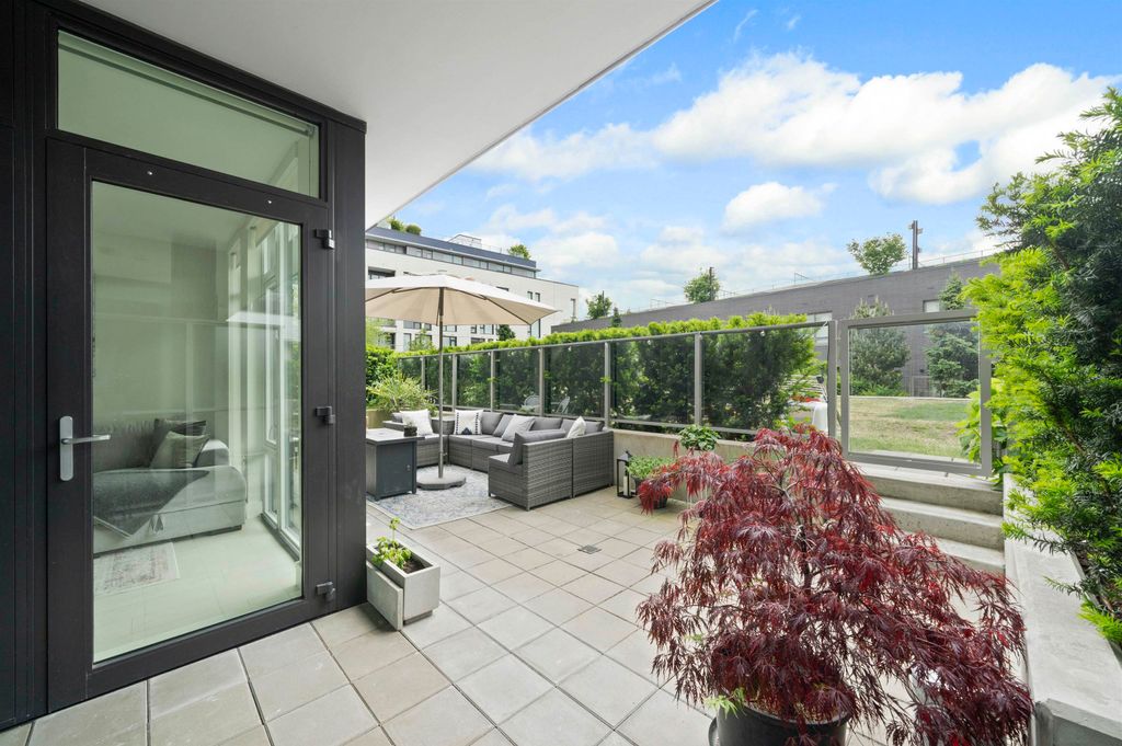 listing image 1104480643876199891