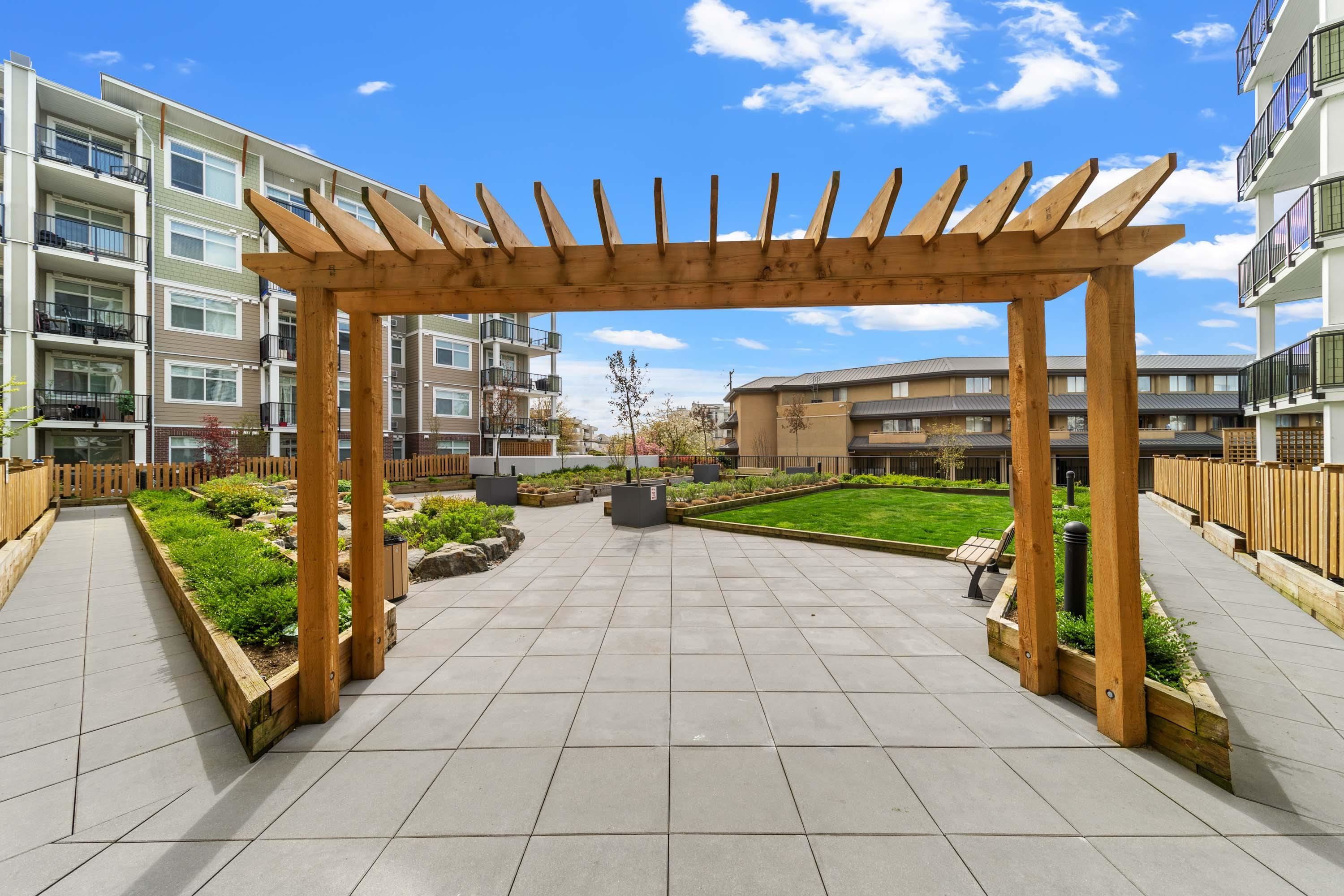 20696 Eastleigh Crescent 503