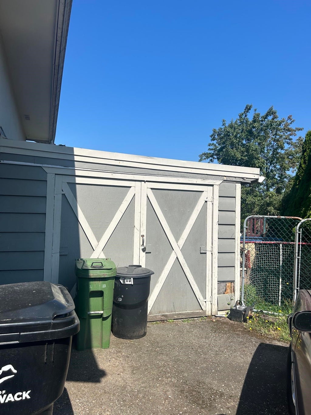 Photo of 46267 Brooks Avenue, Chilliwack, BC V2P 1C2 (MLS # R3165192)