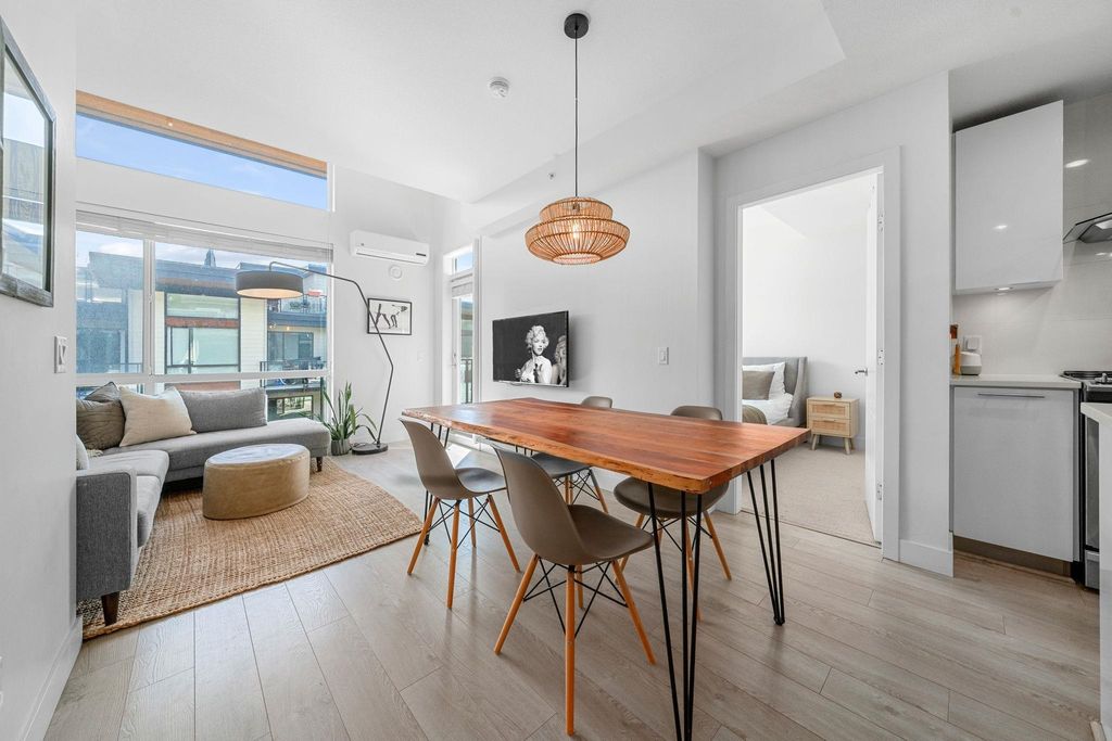 listing image 1109984411382939374