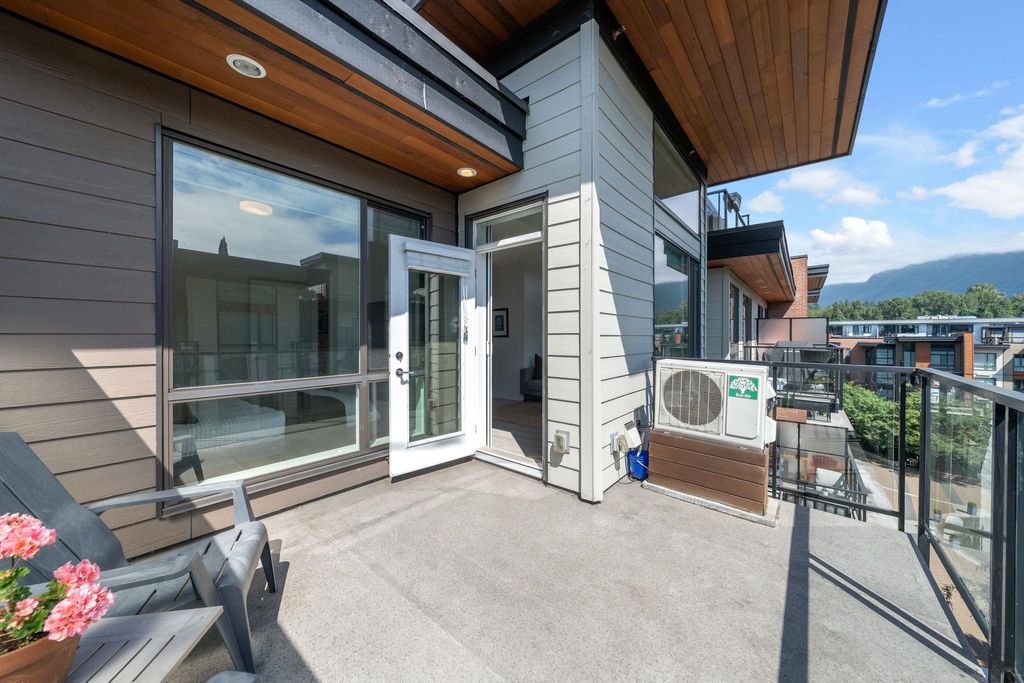 listing image 1100583519599676318