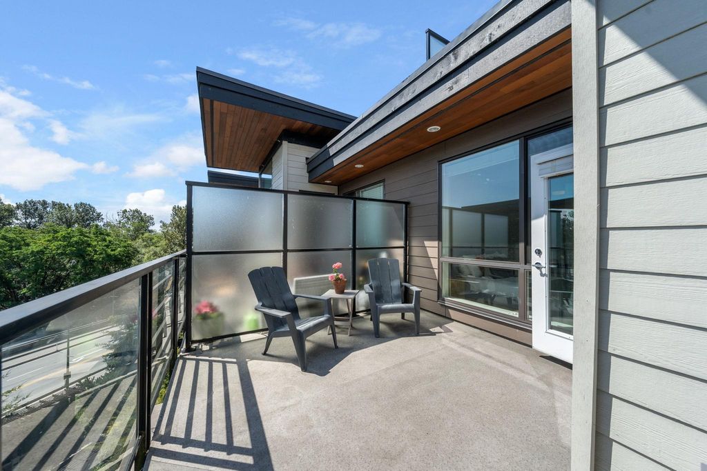 listing image 1103608101659807981