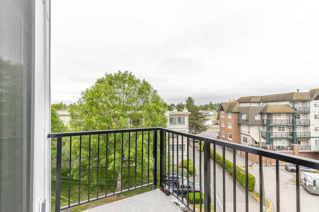 listing image 1109647071701457716
