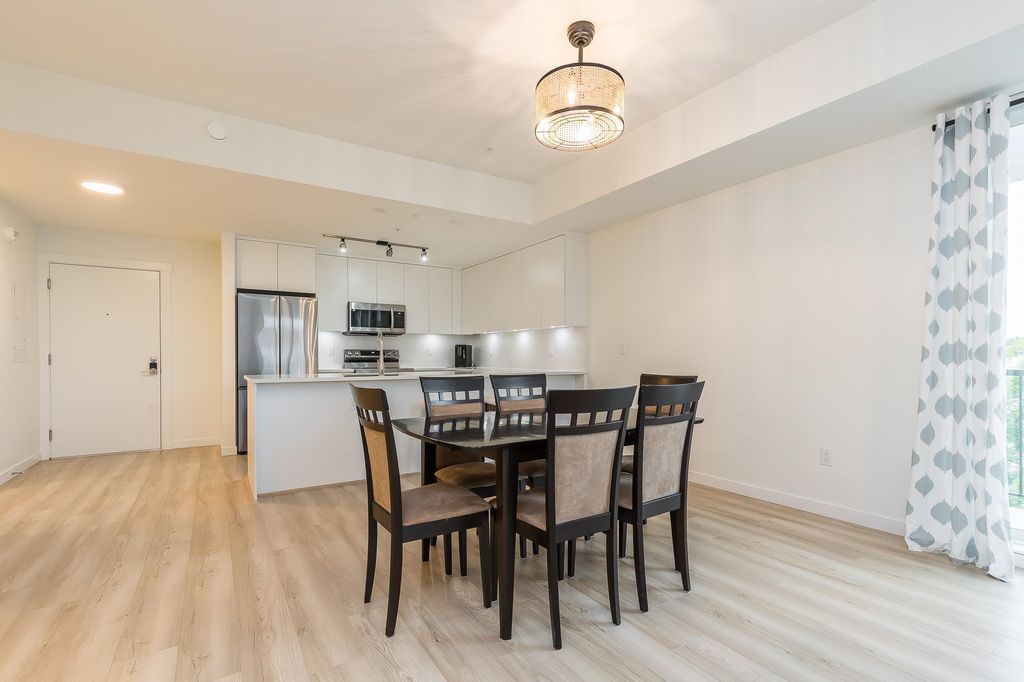 listing image 1105692775897839894