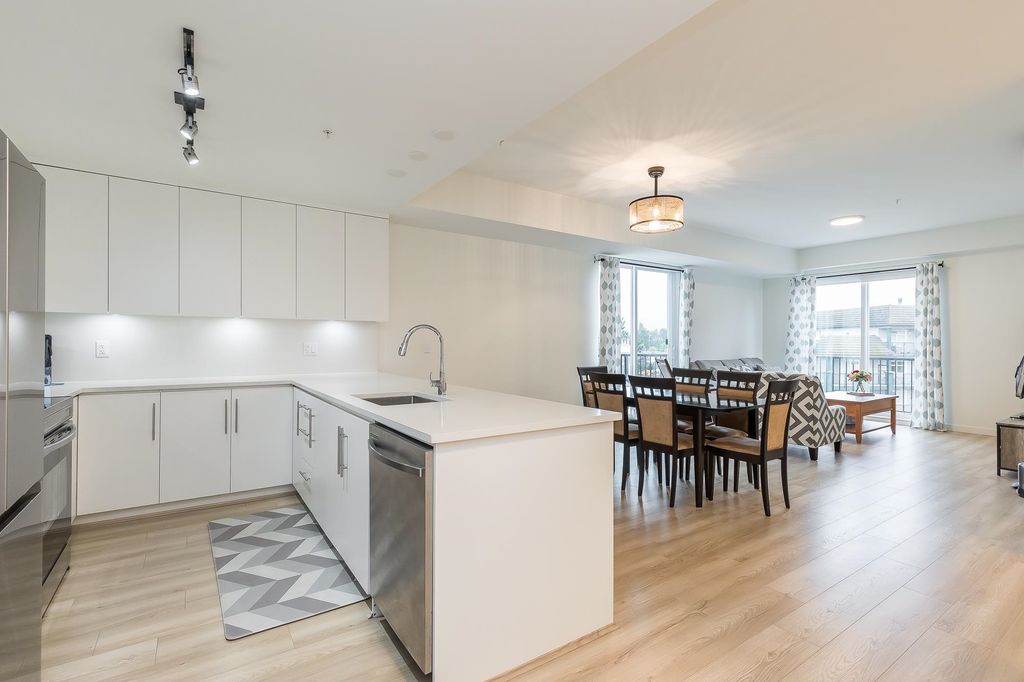 listing image 1102109481620852109
