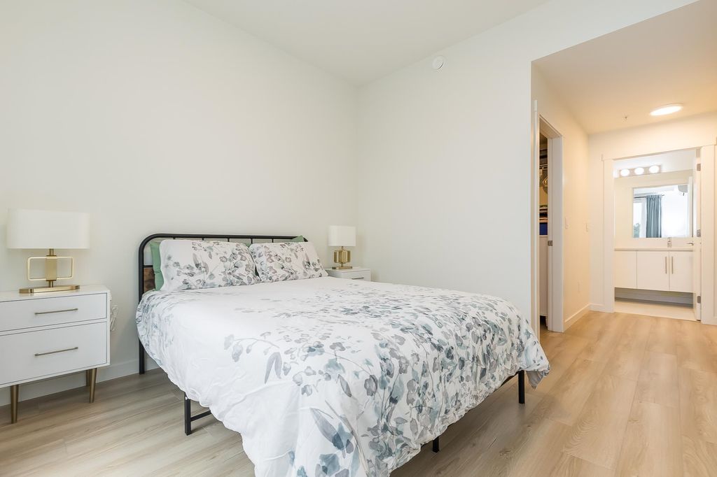 listing image 1105030753400992290