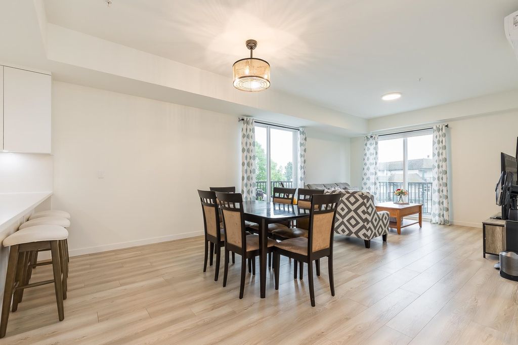 listing image 1108793031501980088