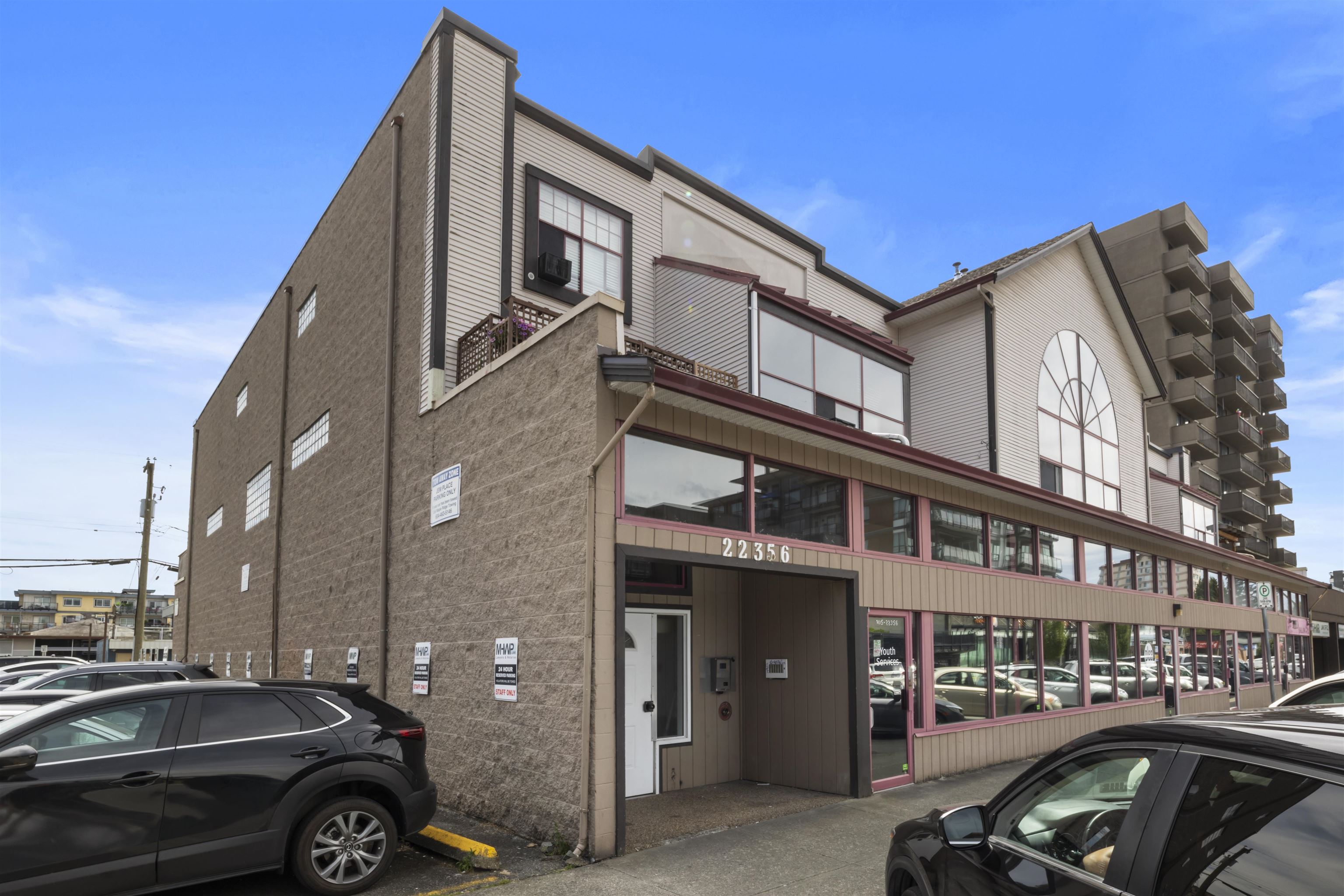 22356 Mcintosh Avenue 209