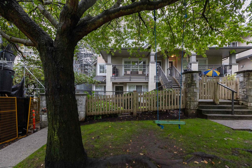 listing image 1103352417959880215
