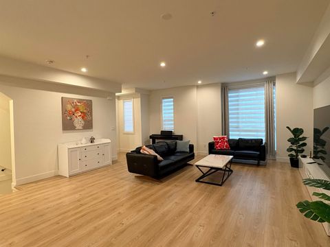 7670 207 Street 8 Langley BC V2Y 3N7