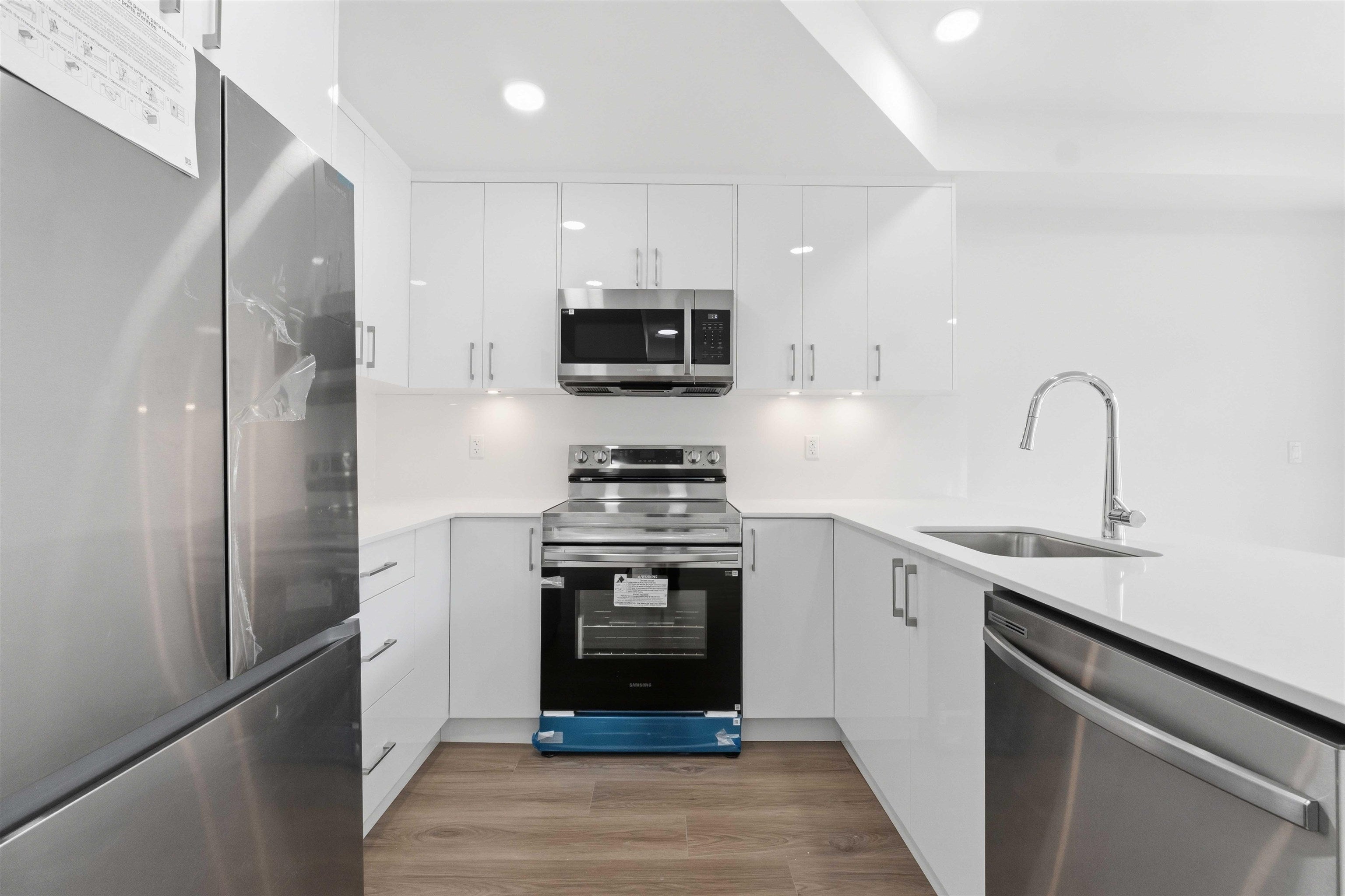15739 Fraser Highway 112