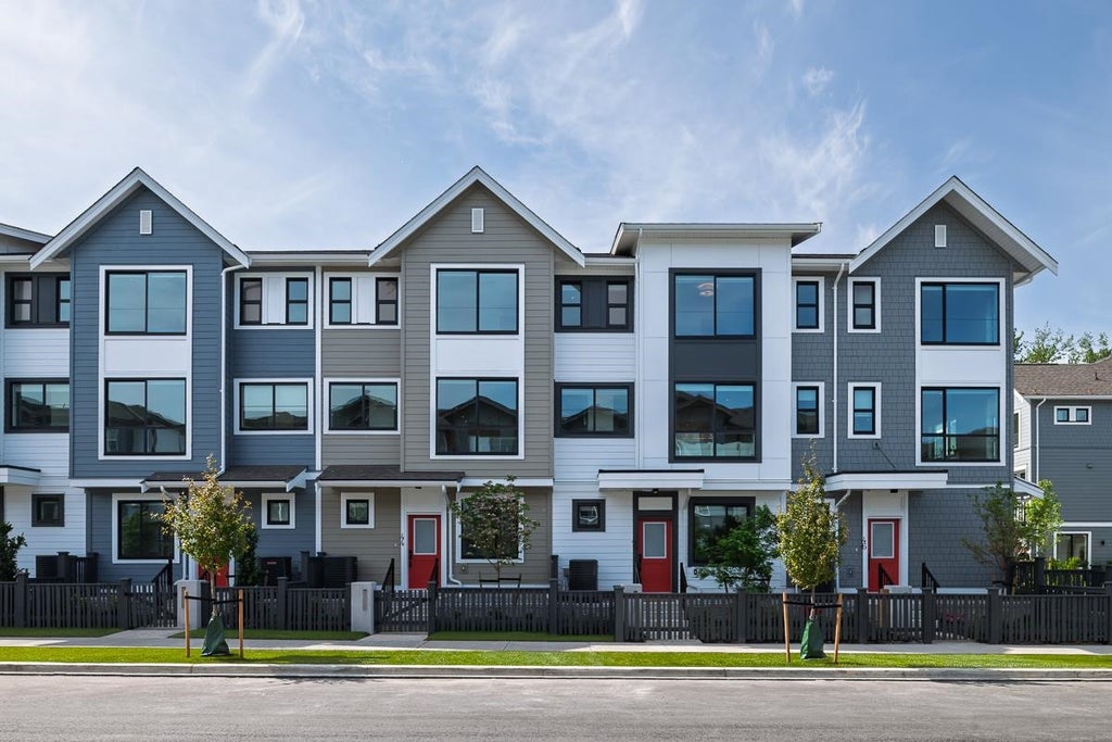 Photo of 7574 207 Street #74, Langley, BC V2Y 2A5 (MLS # R3132400)
