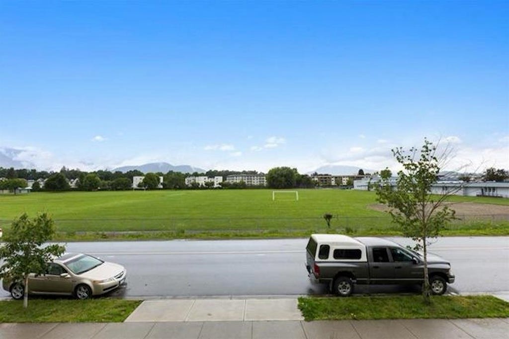 Photo of 45594 Meadowbrook Drive, Chilliwack, BC V2P 0G6 (MLS # R3132304)