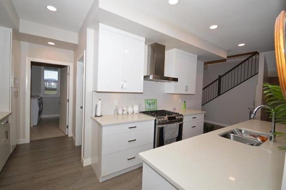 Photo of 45594 Meadowbrook Drive, Chilliwack, BC V2P 0G6 (MLS # R3132304)