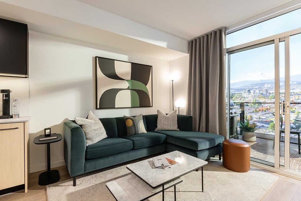 Photo of 13738 Central Avenue #2708, Surrey, BC V3T 0X5 (MLS # R3173321)