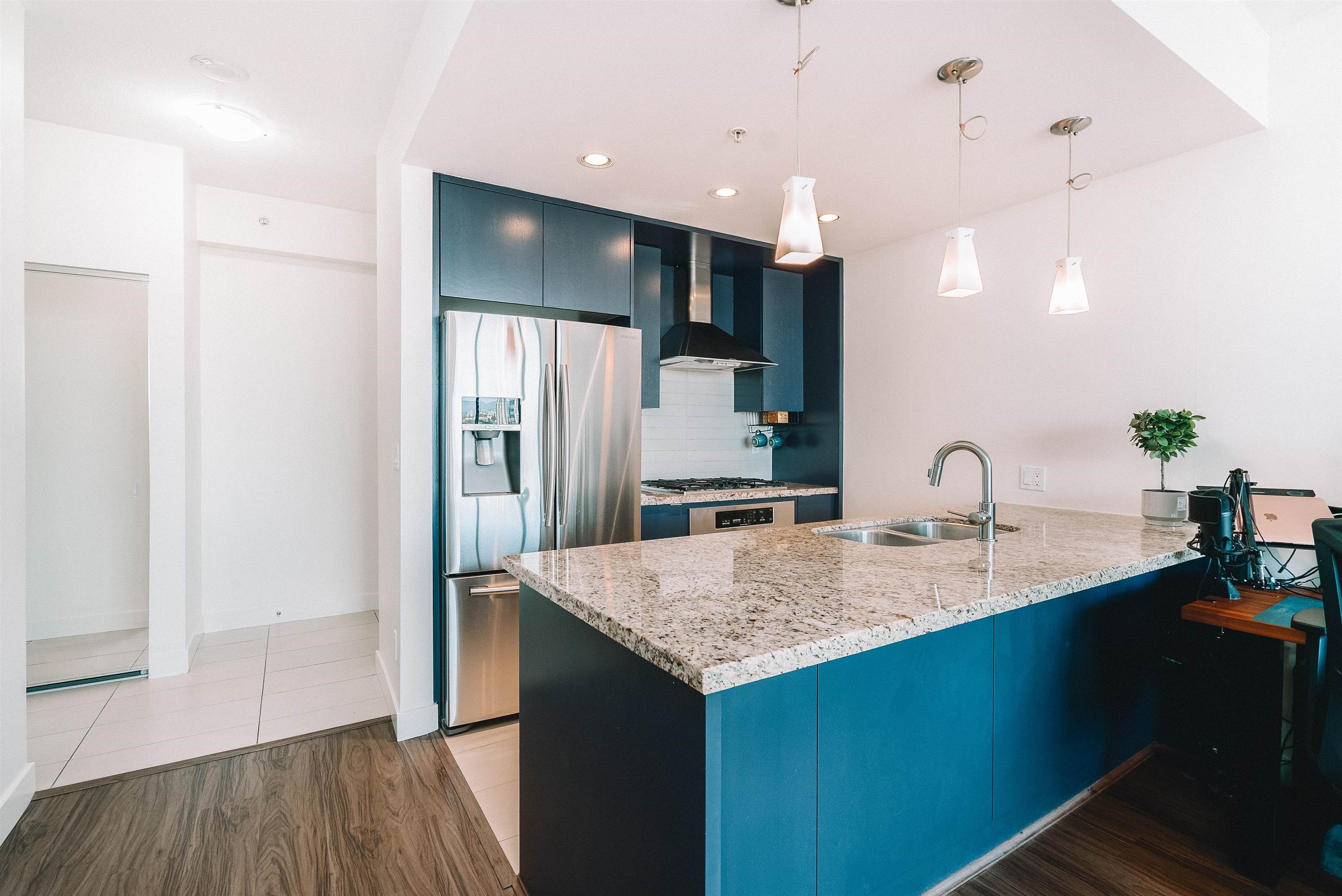 7088 18th Avenue 2905