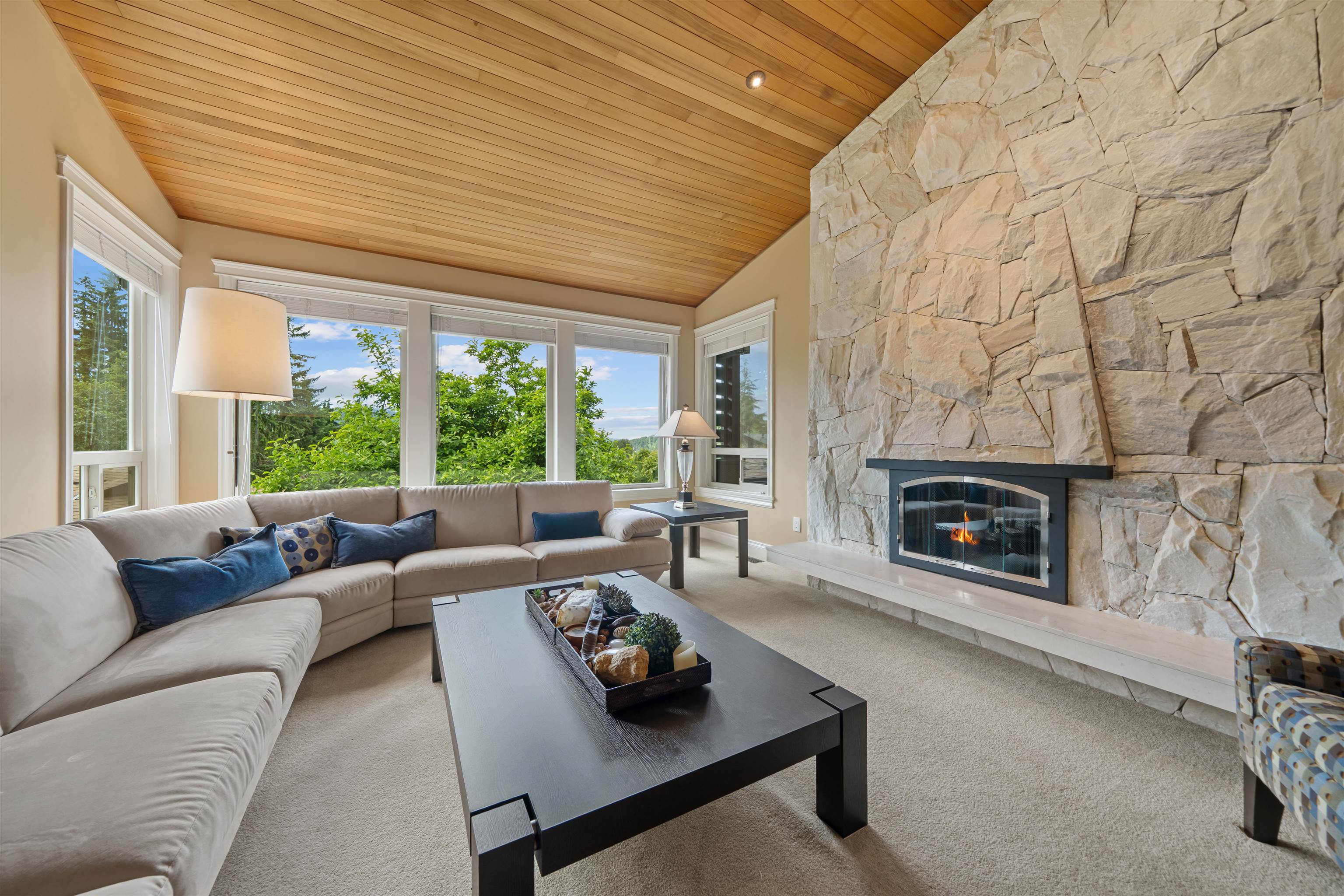11 Elsdon Bay