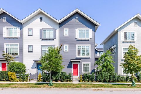 15489 99a Avenue 36 Surrey BC V3R 0G9