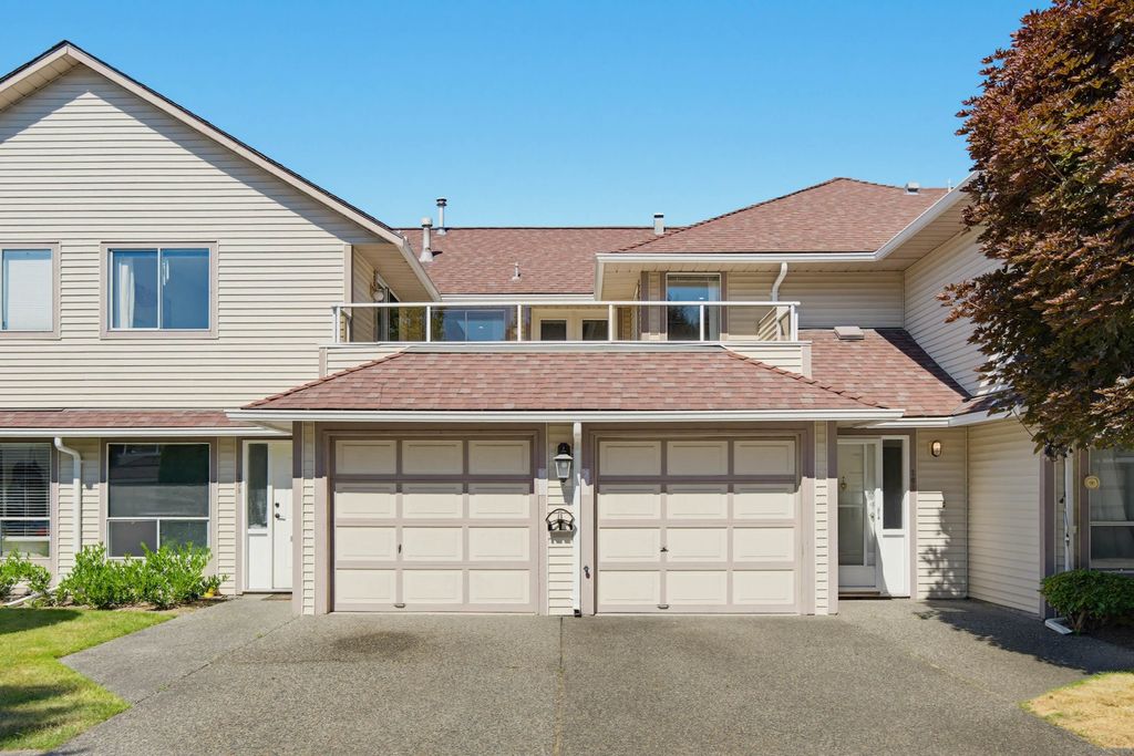 Photo of 13725 72a Avenue #209, Surrey, BC V3W 0S4 (MLS # R3132291)