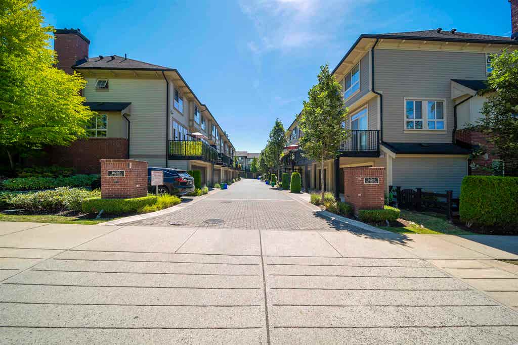 Photo of 16260 23a Avenue #10, Surrey, BC V3Z 0P7 (MLS # R3153474)