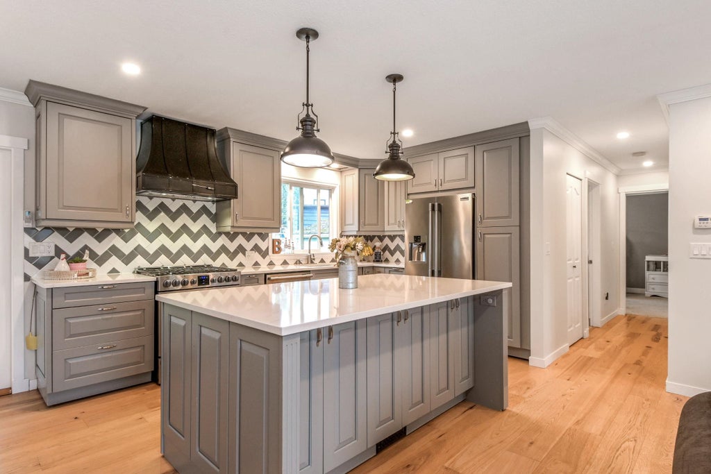 Photo of 27192 34 Avenue, Langley, BC V4W 3H4 (MLS # R3129464)
