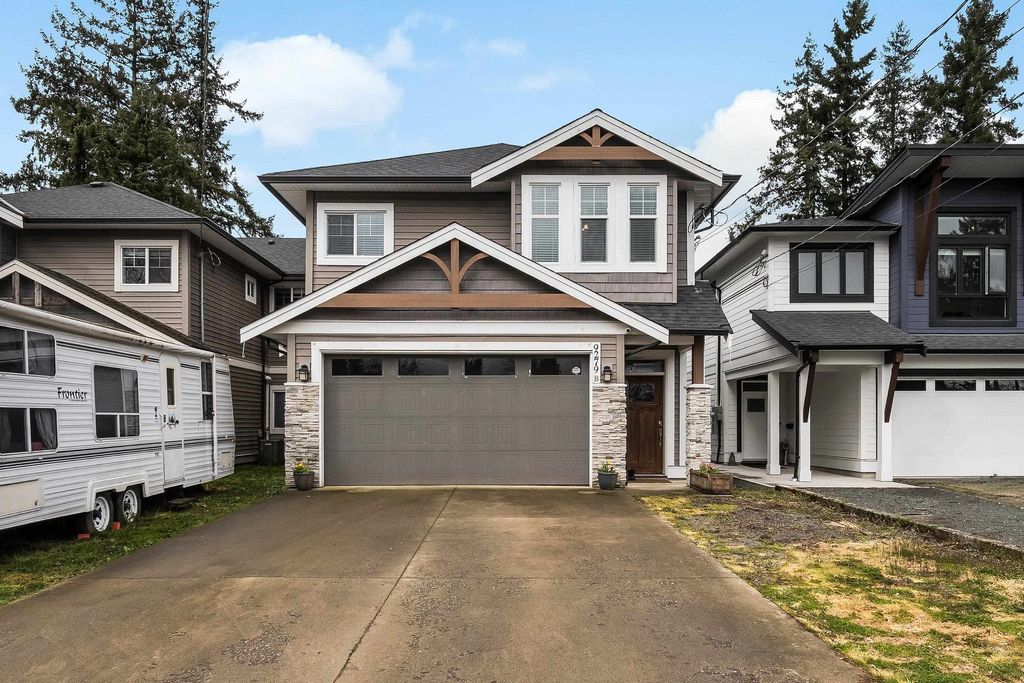 Photo of 9279 Carleton Street #B, Chilliwack, BC V2P 6E1 (MLS # R3107156)