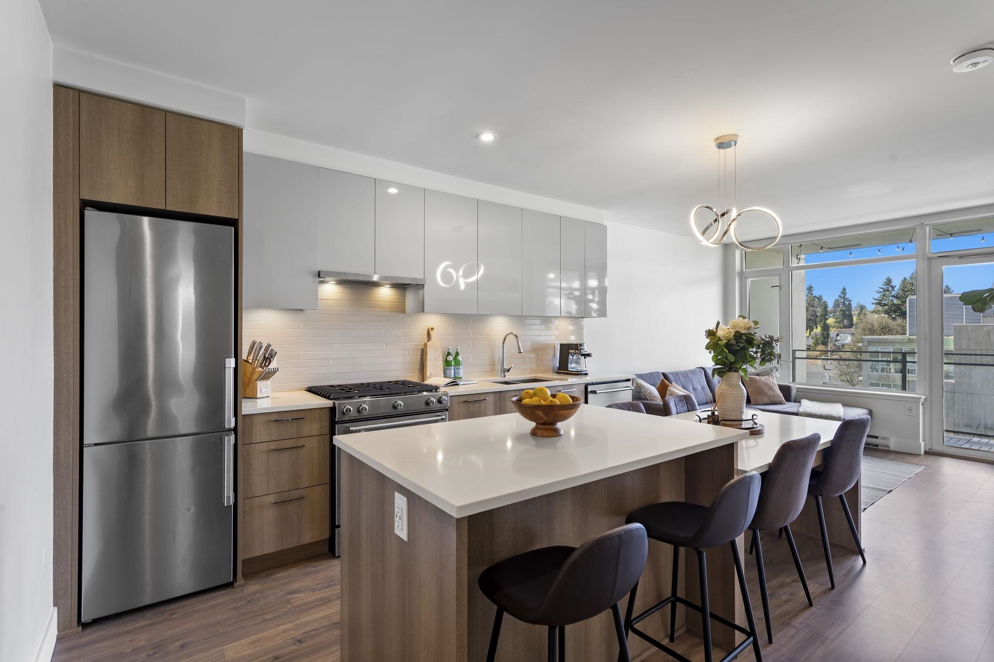 258 Nelson's Court 803