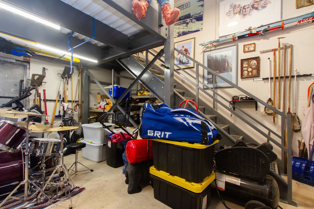 listing image 1103126372290751833