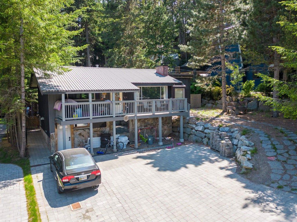 listing image 1100542637528360777