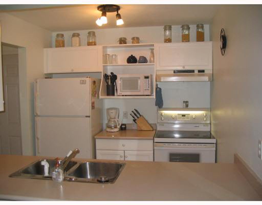 listing image 1102946453667419991