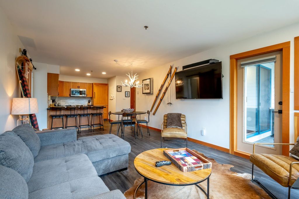listing image 1109699107974655134