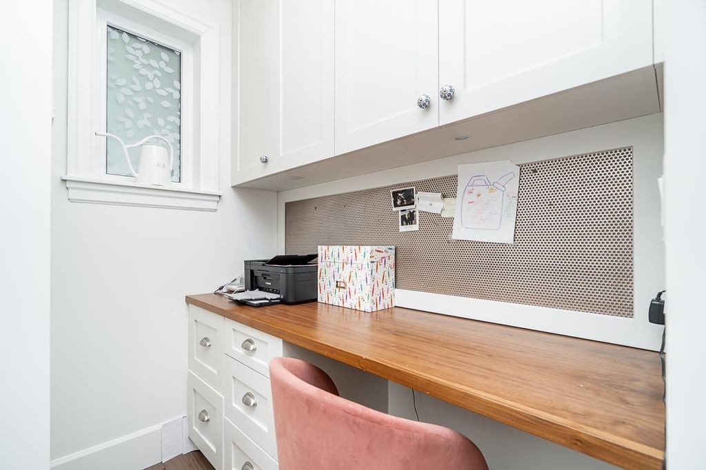 listing image 1101781220468144775