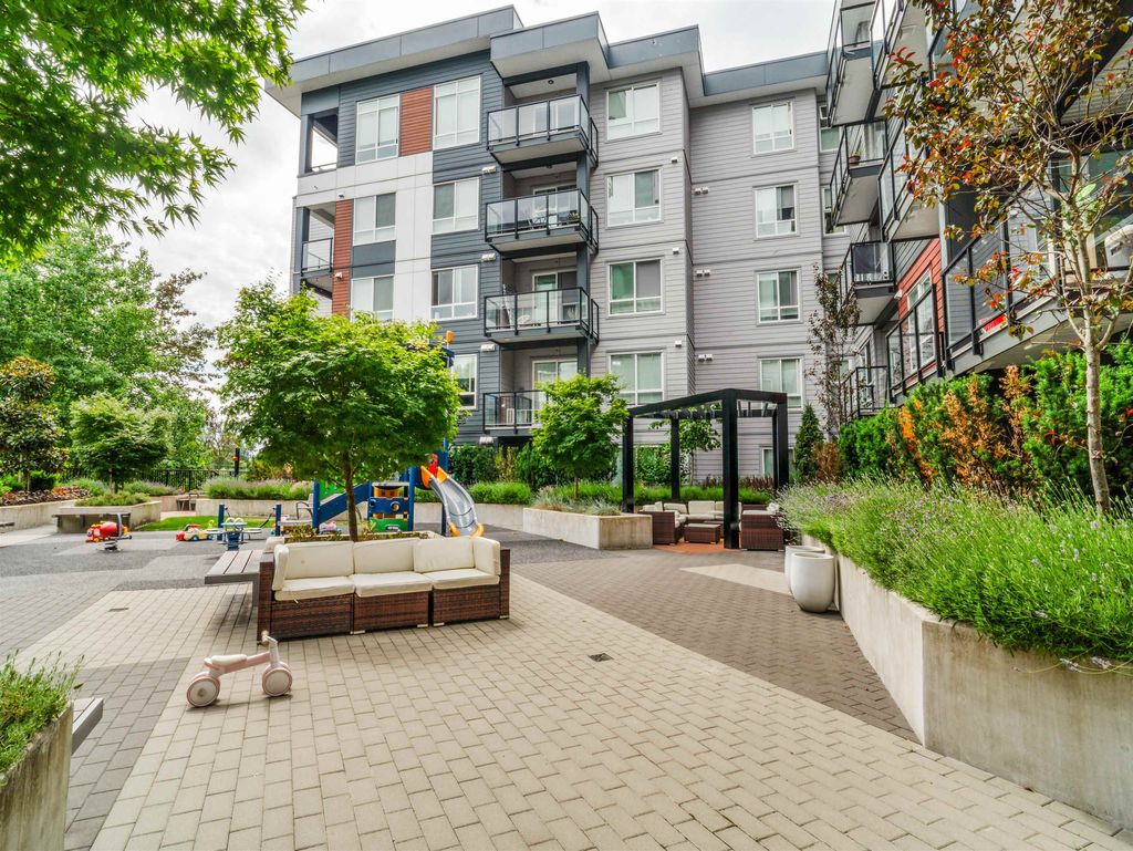 Photo of 8117 200a Street #206, Langley, BC V2Y 3W9 (MLS # R3141223)