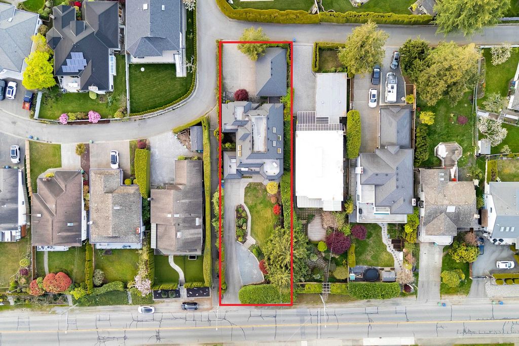 Photo of 13407 Marine Drive, Surrey, BC V4A 1G1 (MLS # R3115077)