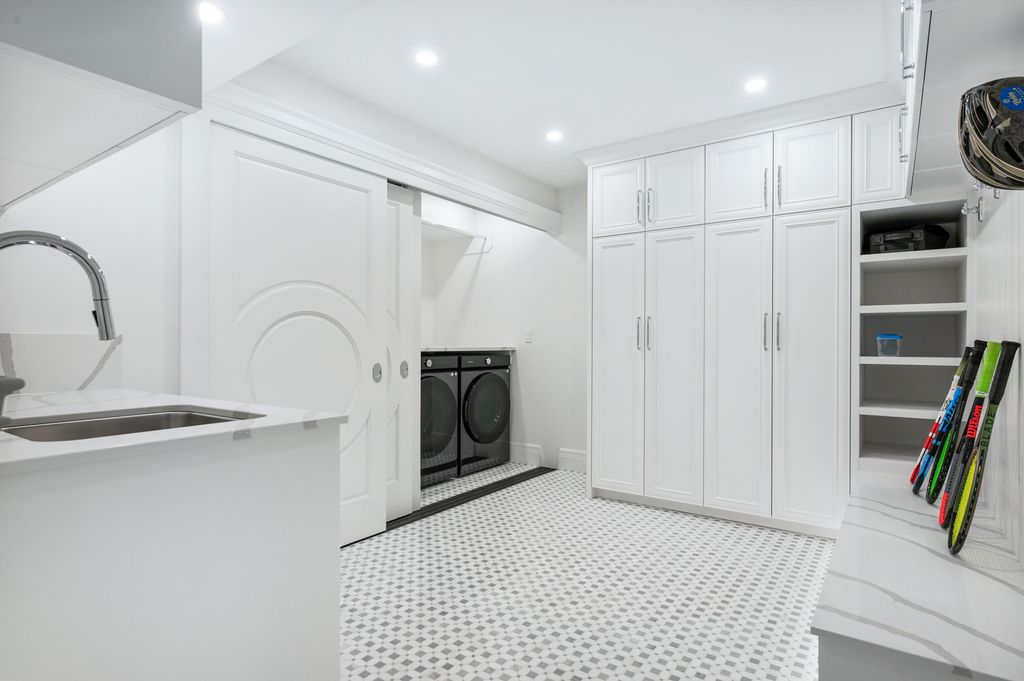 listing image 1101408812591905912