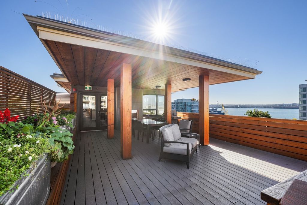 listing image 1100623500738903857