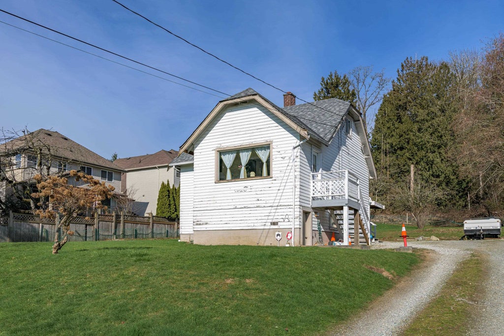 Photo of 19957 68 Avenue, Langley, BC V2Y 2W5 (MLS # R3161310)