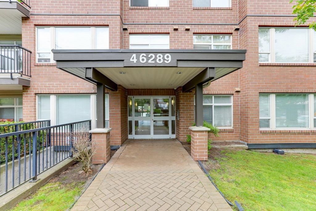 Photo of 46289 Yale Road #102, Chilliwack, BC V2P 0B9 (MLS # R3110664)