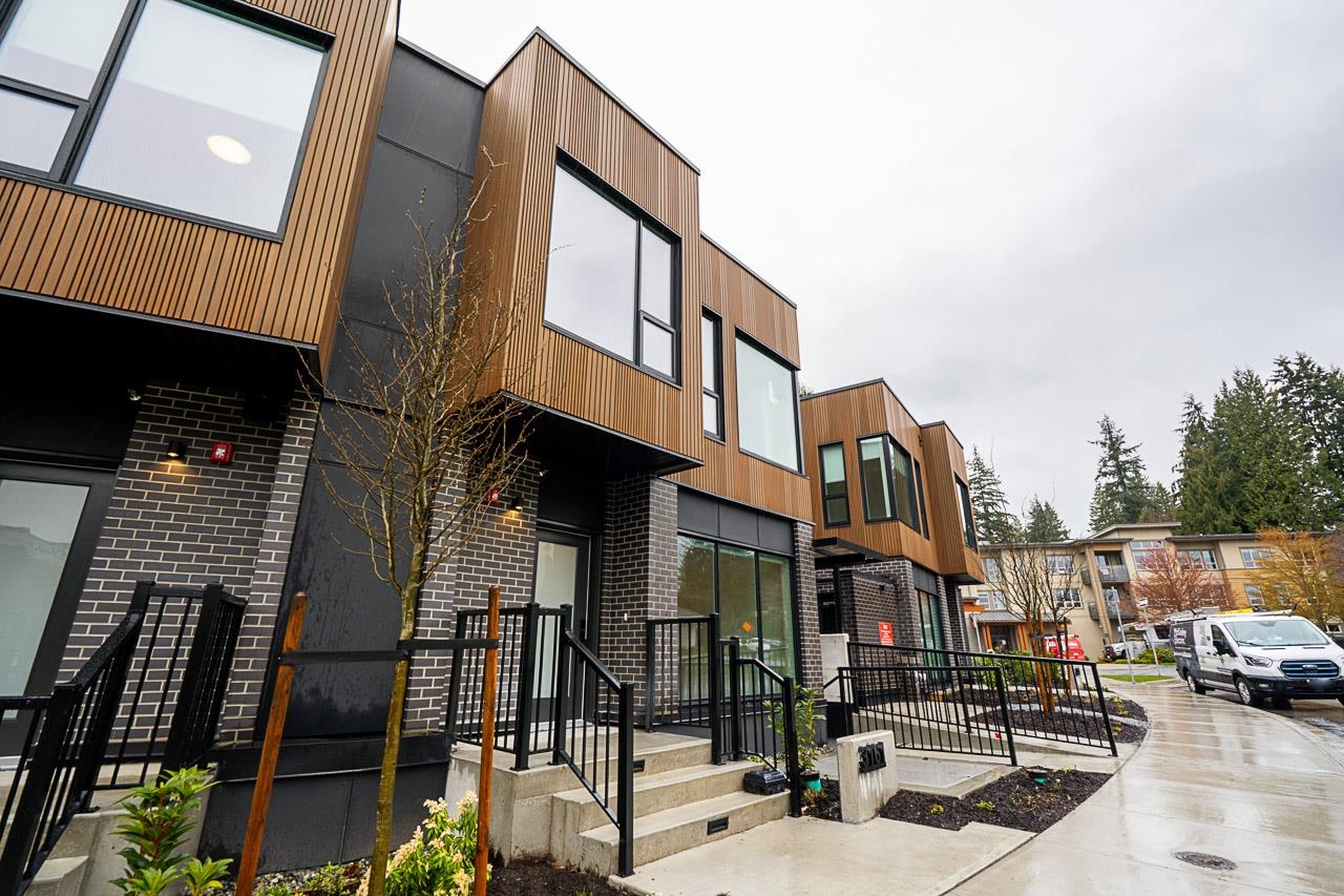 3161 Canfield Crescent