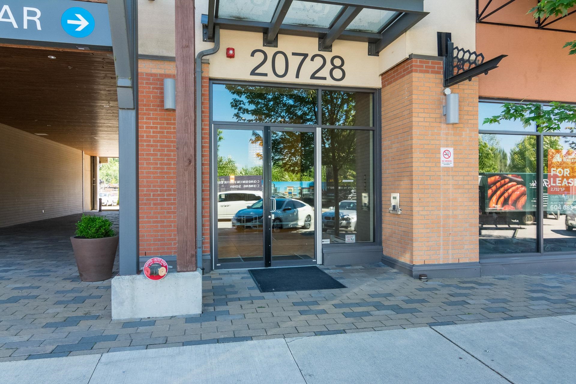 20728 Willoughby Town Centre Drive 316